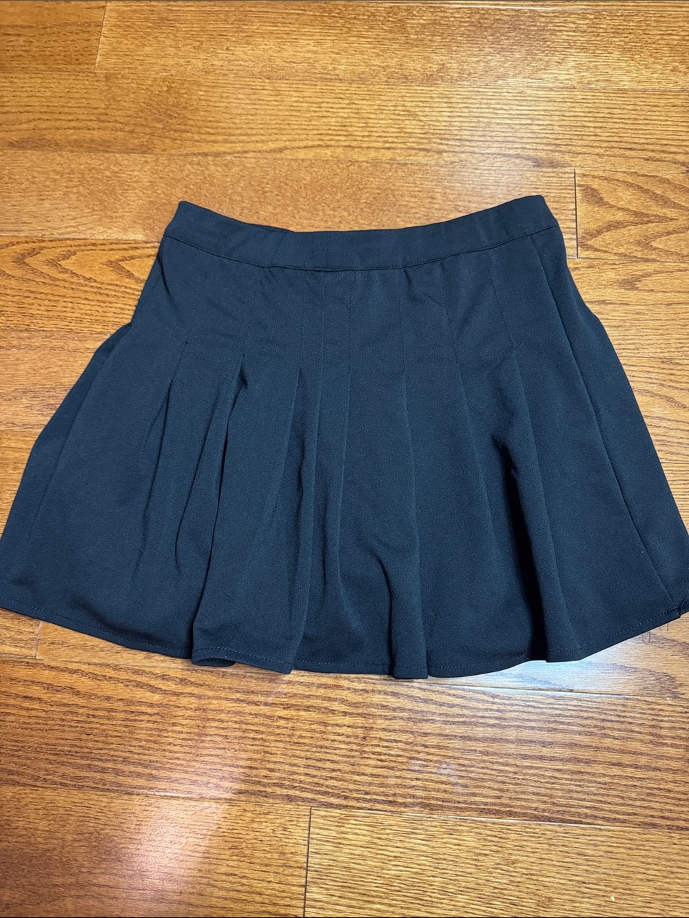 5/$25 sz Medium Black Pleated Flared athletic Skirt